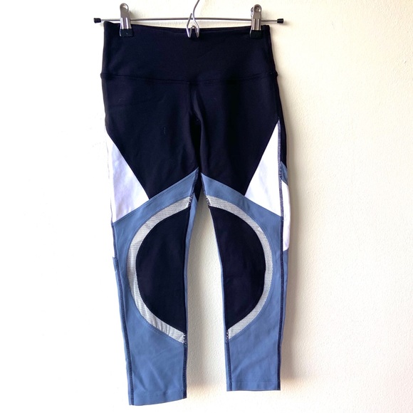 🛑SOLD Splits 59 Black Cropped Performance Leggings - Picture 2 of 7